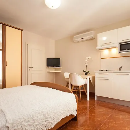 Apartament Alice